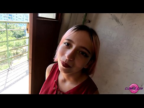 ❤️ Študentka zmyselne fajčí cudzinca vo vnútrozemí - strieka mu na tvár ❤❌ Krásne porno na sk.bladesoul.top ❌️❤